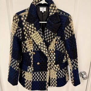 Chic Patchwork Blazer in Navy and Cream